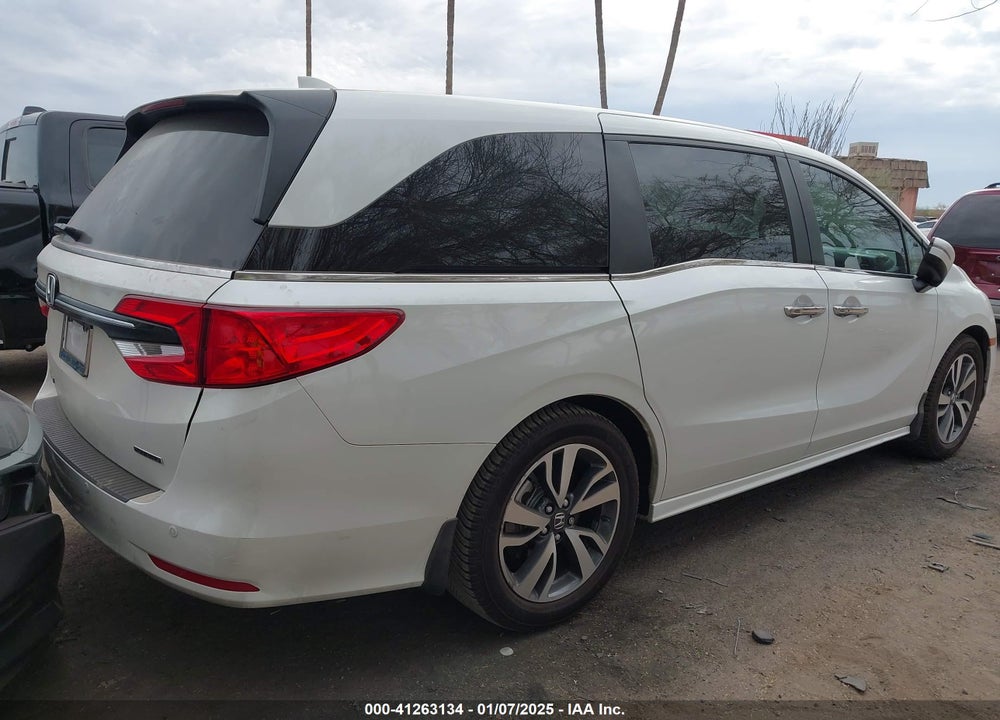 2022 HONDA ODYSSEY TOURING VIN: 5FNRL6H88NB049189