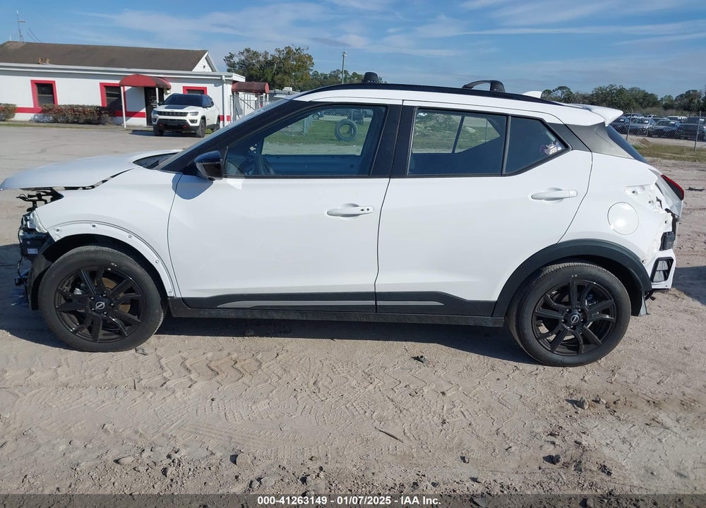 2024 NISSAN KICKS SR XTRONIC CVT VIN: 3N1CP5DV5RL529975