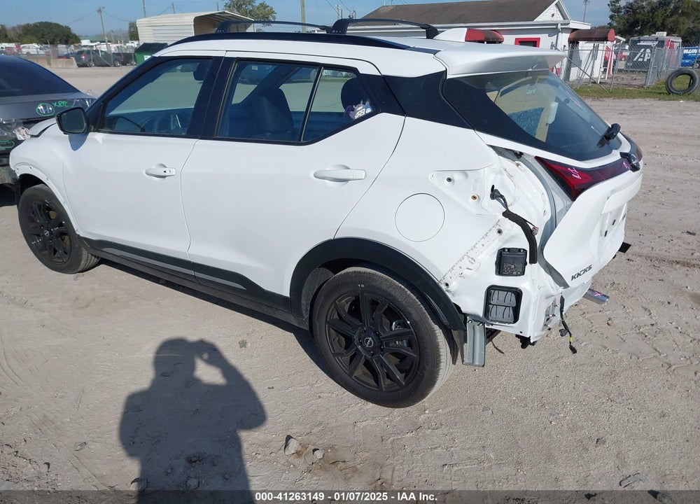 2024 NISSAN KICKS SR XTRONIC CVT VIN: 3N1CP5DV5RL529975