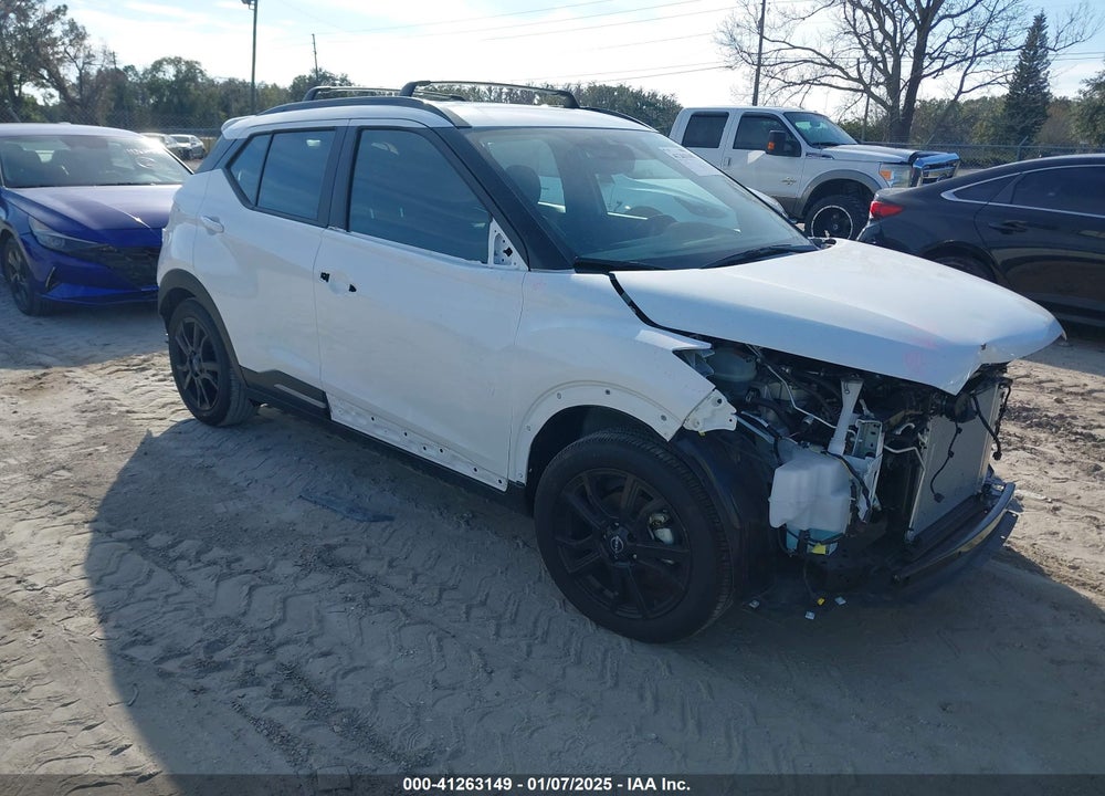 2024 NISSAN KICKS SR XTRONIC CVT VIN: 3N1CP5DV5RL529975
