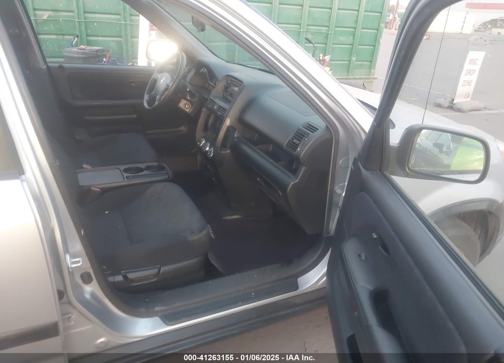 2006 HONDA CR-V LX VIN: JHLRD68566C003798