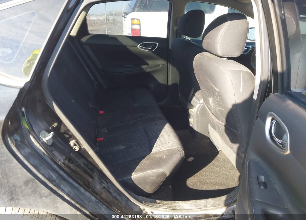 2019 NISSAN SENTRA VIN: 3N1AB7AP4KL605196