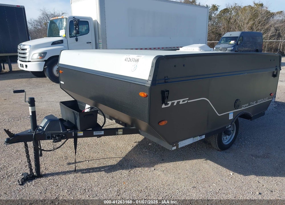 2024 FOREST RIVER WOOD VIN: 4X4CFM612RD320083