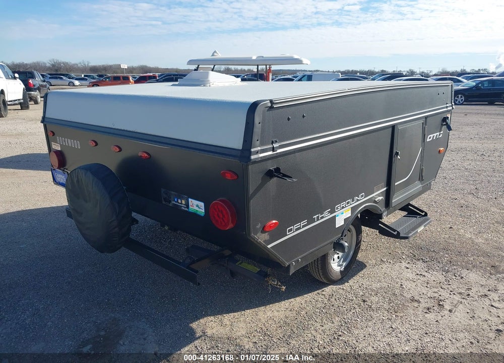 2024 FOREST RIVER WOOD VIN: 4X4CFM612RD320083