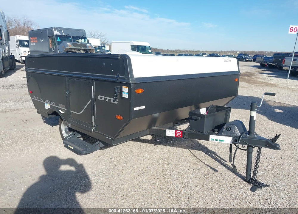 2024 FOREST RIVER WOOD VIN: 4X4CFM612RD320083