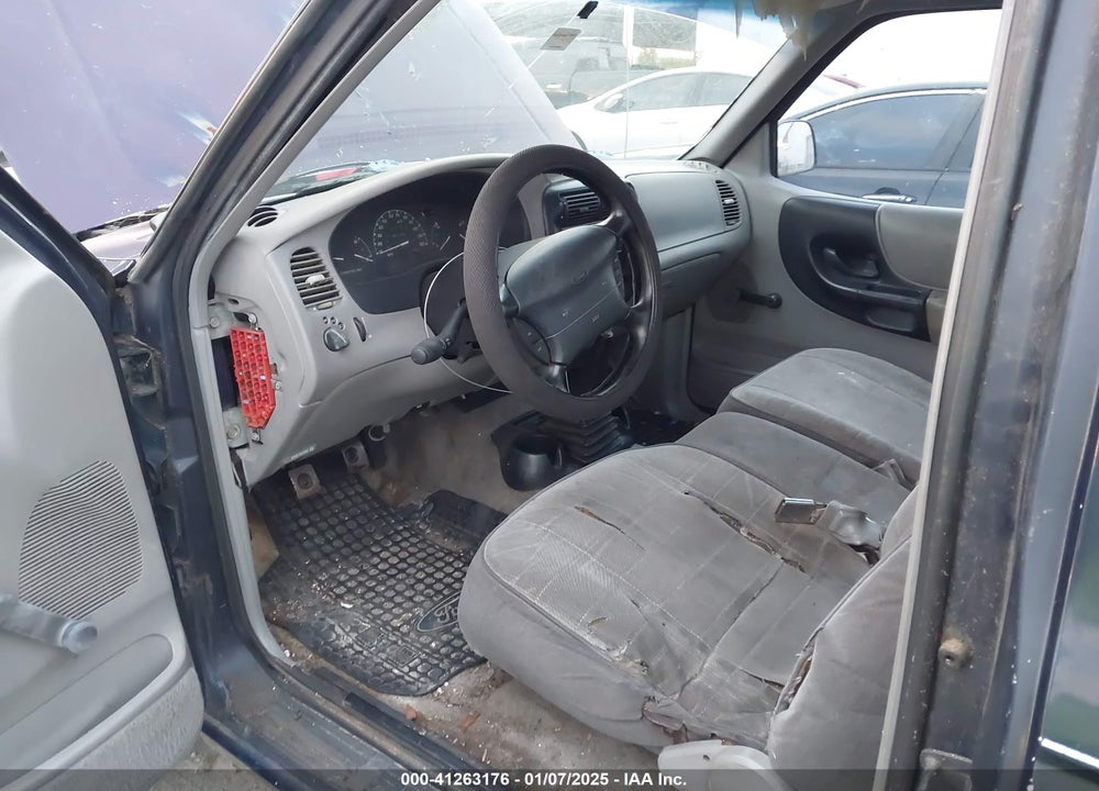 1995 FORD RANGER VIN: 1FTCR10A2SUA26001
