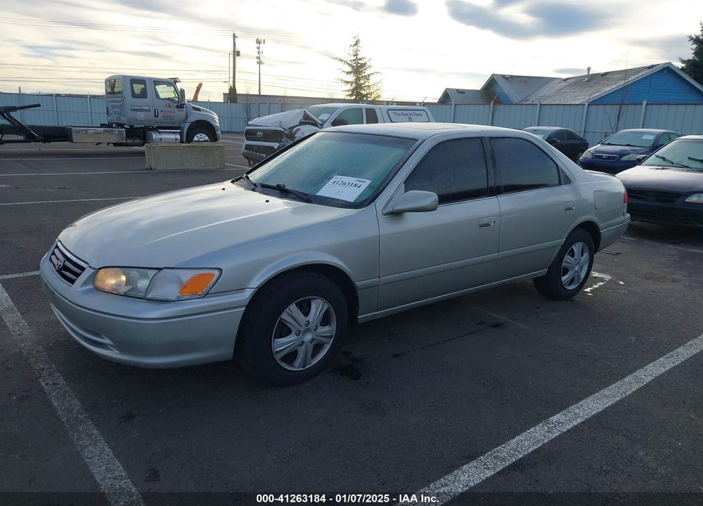 2001 TOYOTA CAMRY LE V6 VIN: 4T1BF22K81U967110