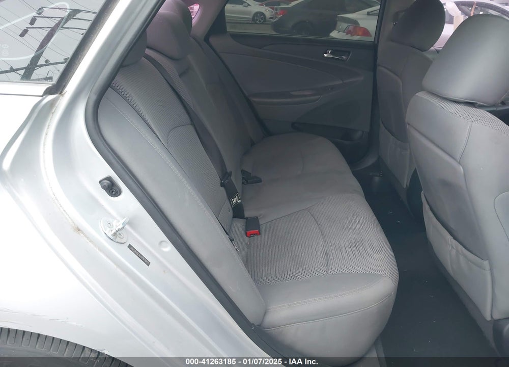 2014 HYUNDAI SONATA GLS VIN: 5NPEB4AC3EH926791
