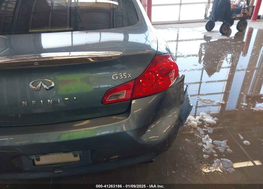 2007 INFINITI G35X VIN: JNKBV61F97M819235