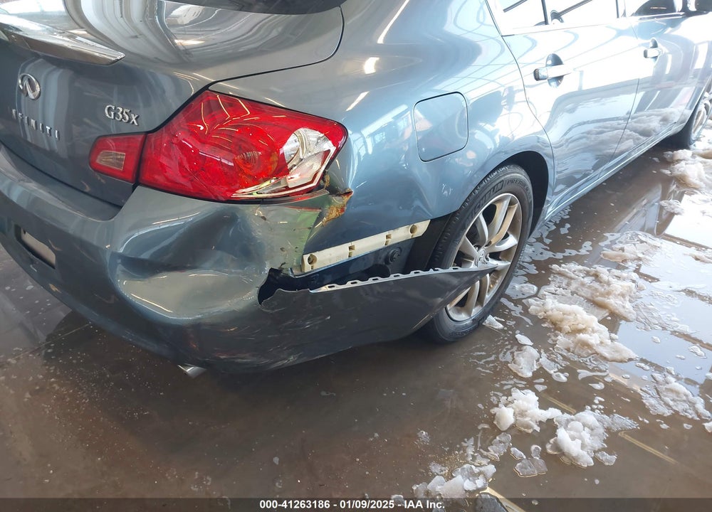 2007 INFINITI G35X VIN: JNKBV61F97M819235