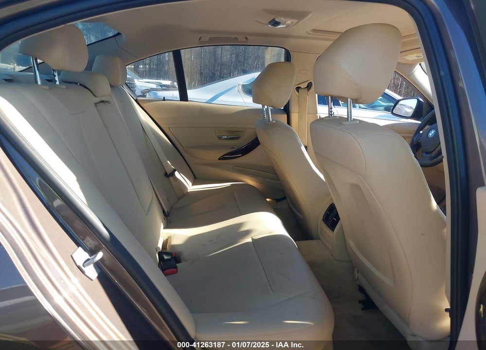 2014 BMW 320I VIN: WBA3B1G59ENT00920
