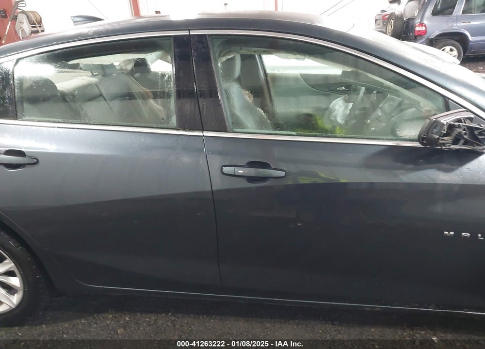 2019 CHEVROLET MALIBU LT VIN: 1G1ZD5ST7KF138465
