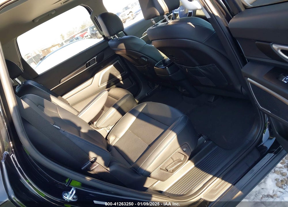 2025 KIA TELLURIDE VIN: 5XYP64GC3SG576327