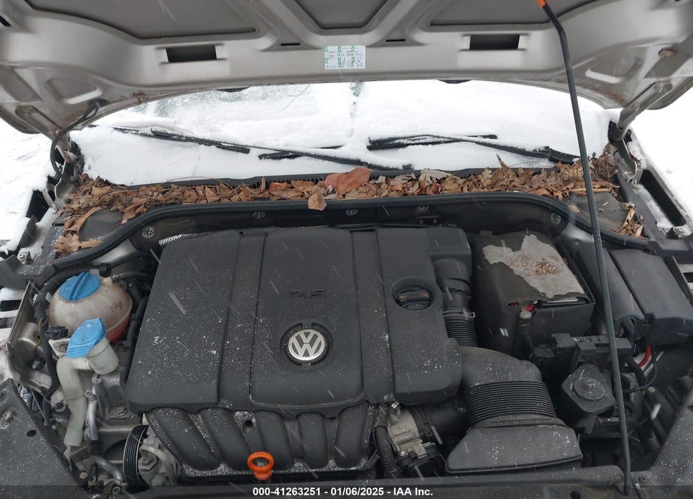 2012 VOLKSWAGEN JETTA 2.5L SE VIN: 3VWDP7AJ6CM459478