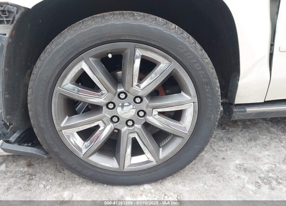 2015 CHEVROLET SUBURBAN 1500 LTZ VIN: 1GNSCKKC8FR504438