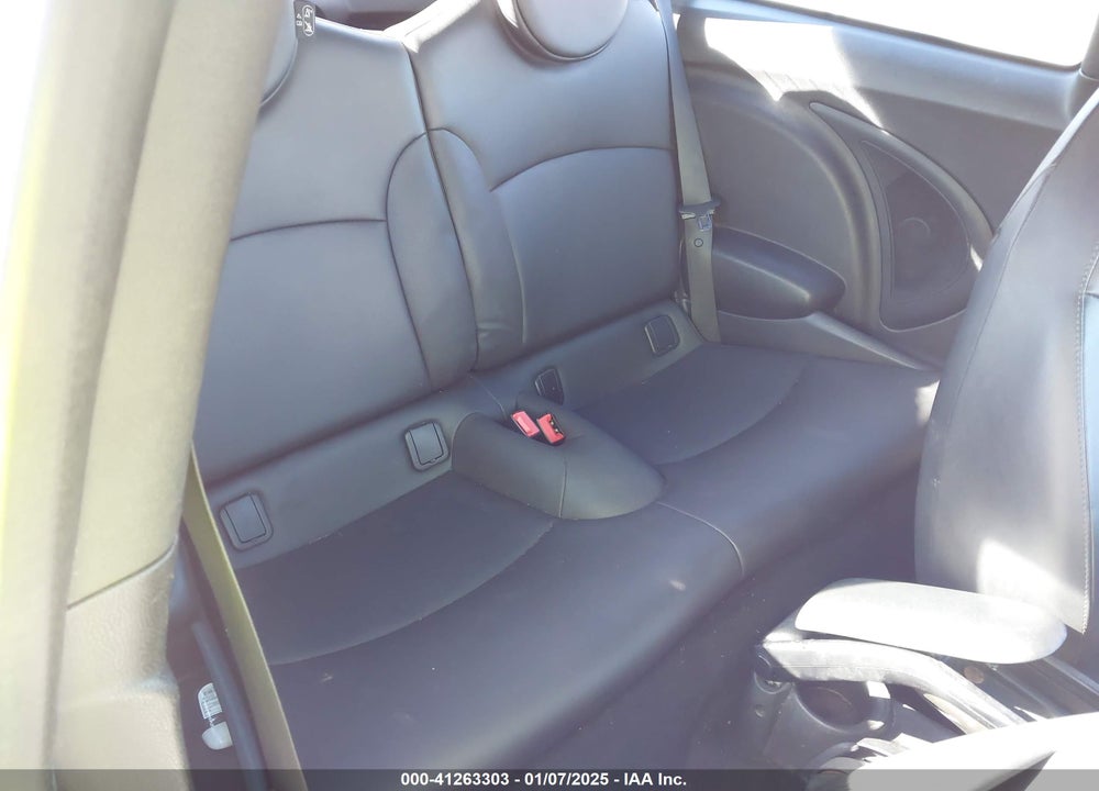 2012 MINI COOPER VIN: WMWSU3C57CT260773