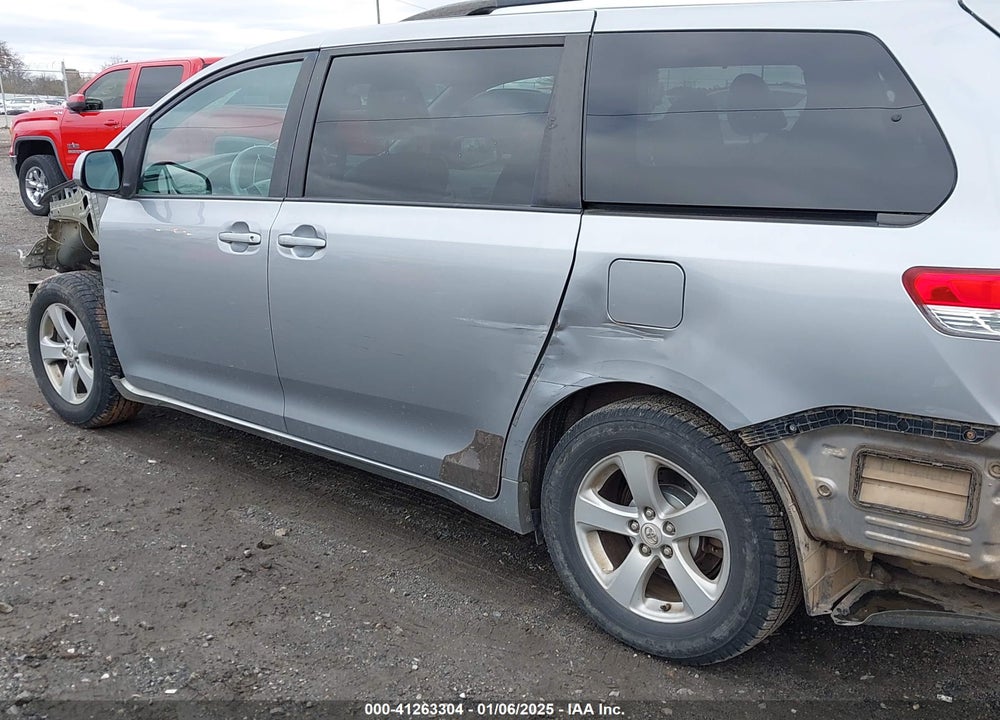 2012 TOYOTA SIENNA LE V6 8 PASSENGER VIN: 5TDKK3DC5CS202245