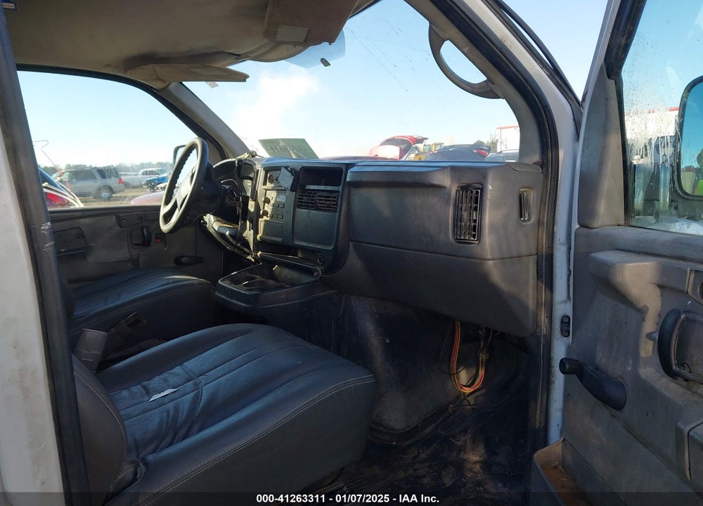 2004 CHEVROLET EXPRESS VIN: 1GCFG15TX41101349