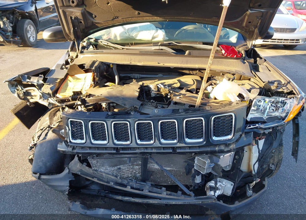2019 JEEP COMPASS VIN: 3C4NJCAB9KT819549