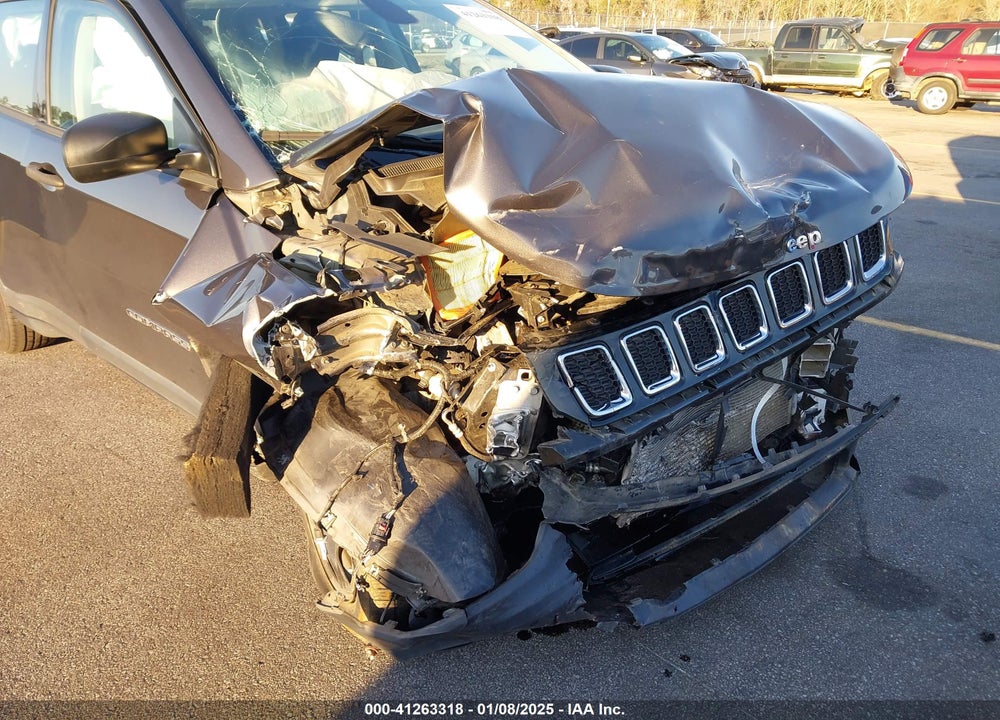 2019 JEEP COMPASS VIN: 3C4NJCAB9KT819549