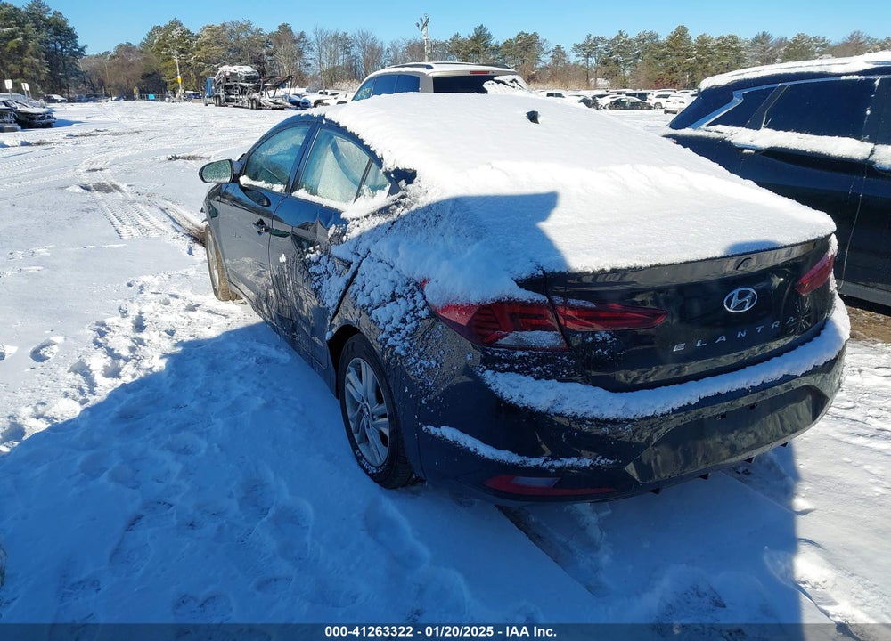2019 HYUNDAI ELANTRA VIN: KMHD84LF1KU811993