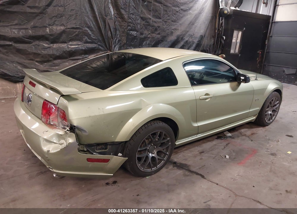 2005 FORD MUSTANG GT DELUXE/GT PREMIUM VIN: 1ZVHT82H555120606