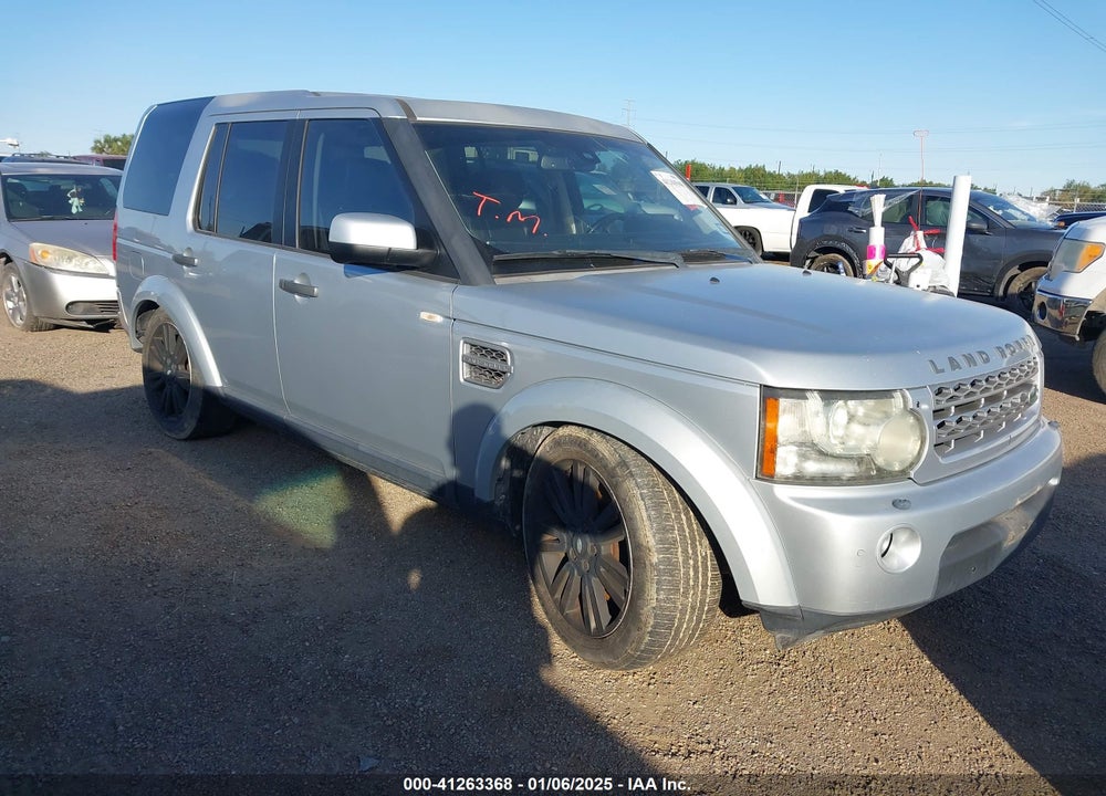 2011 LAND ROVER LR4 HSE LUXURY VIN: SALAK2D45BA557984