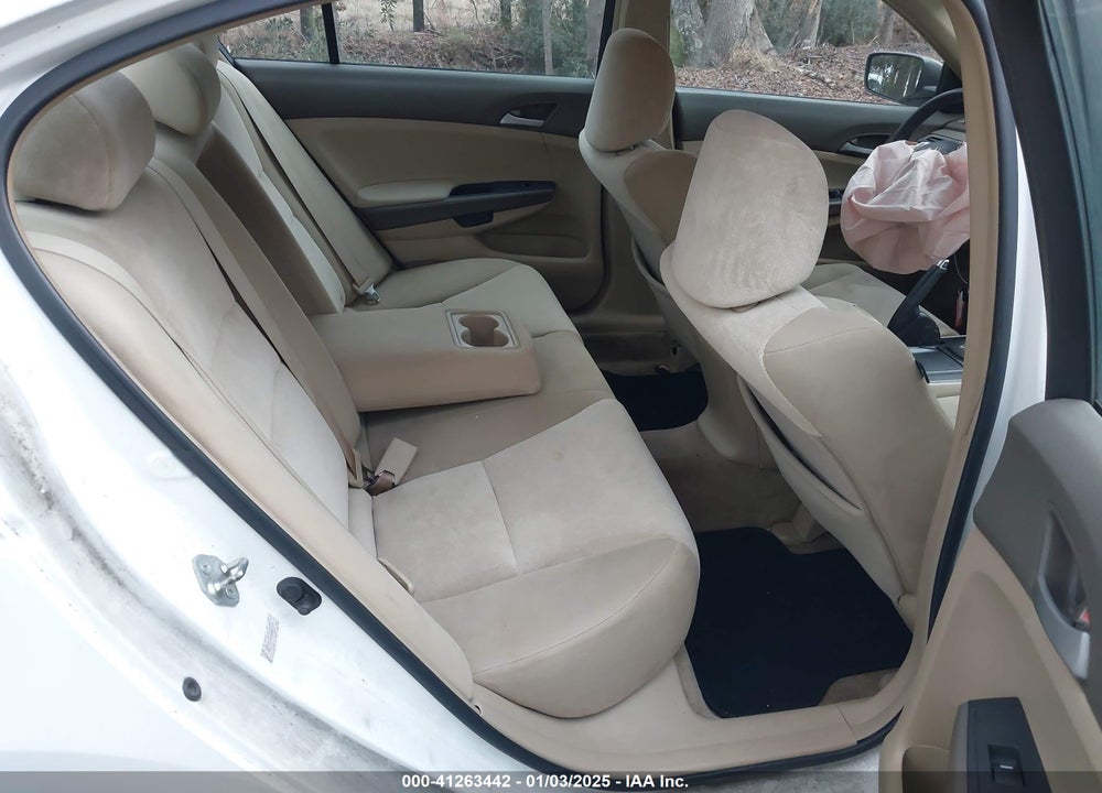2009 HONDA ACCORD 2.4 LX-P VIN: 1HGCP26489A158545