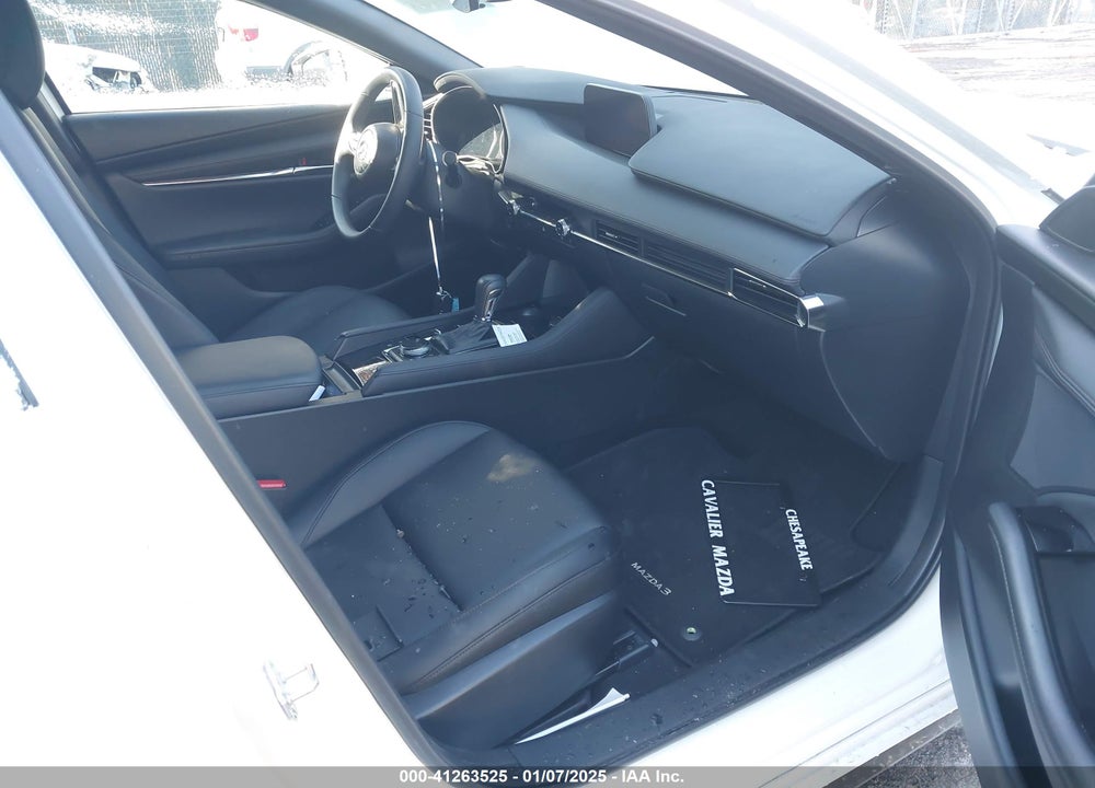 2024 MAZDA MAZDA3 VIN: JM1BPALM3R1701521