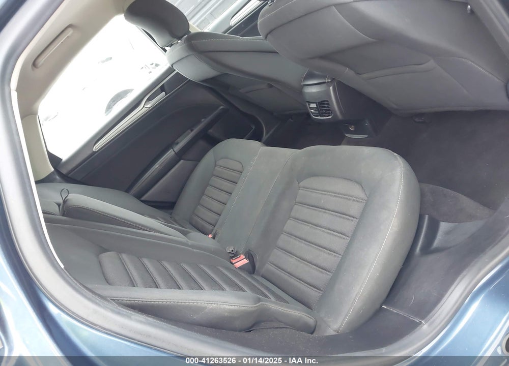 2019 FORD FUSION SE VIN: 3FA6P0HD9KR186112
