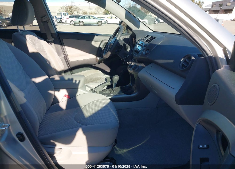 2011 TOYOTA RAV4 VIN: 2T3ZF4DV8BW094307