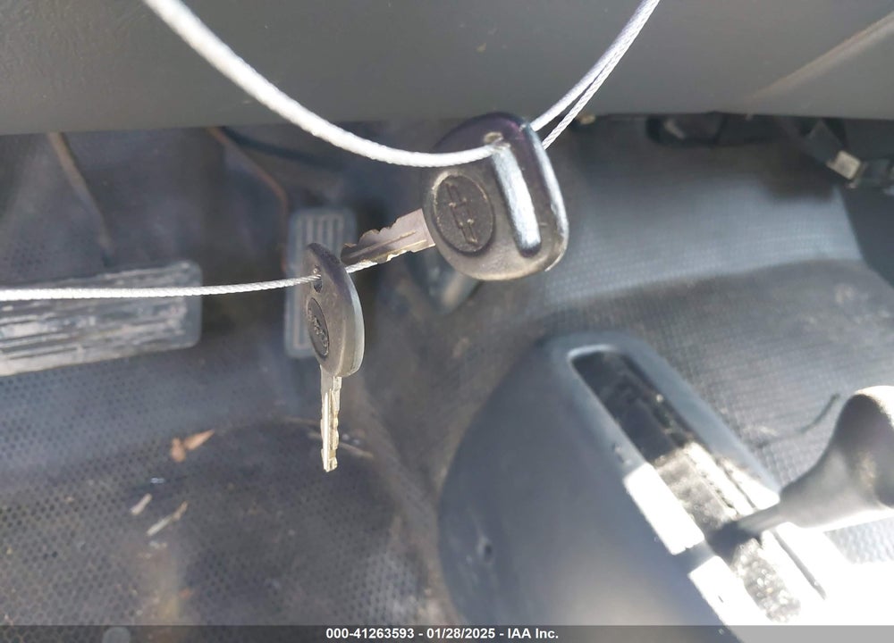 2002 CHEVROLET SILVERADO 1500 VIN: 1GCEK19VX2E171025