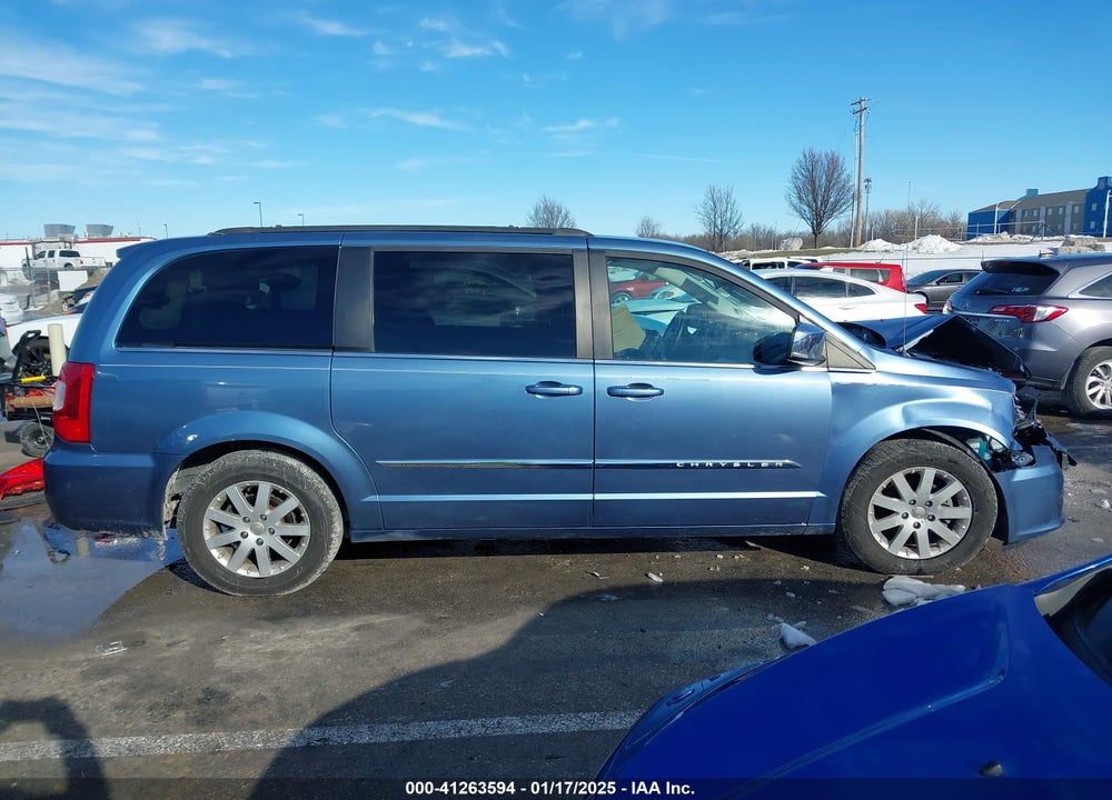 2011 CHRYSLER TOWN & COUNTRY TOURING-L VIN: 2A4RR8DGXBR714451