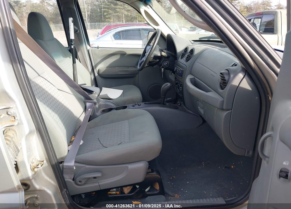 2007 JEEP LIBERTY SPORT VIN: 1J4GL48K17W708990