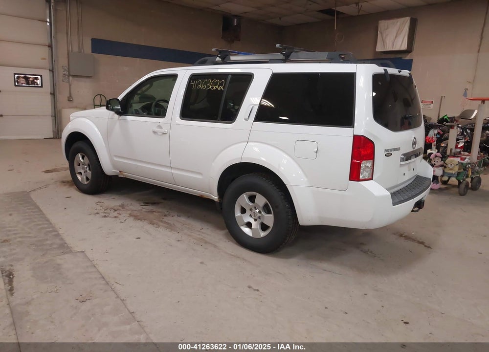 2010 NISSAN PATHFINDER S VIN: 5N1AR1NB5AC621028