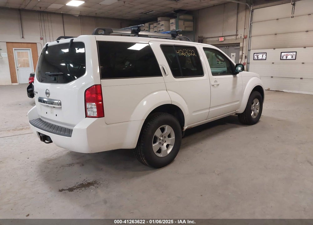 2010 NISSAN PATHFINDER S VIN: 5N1AR1NB5AC621028