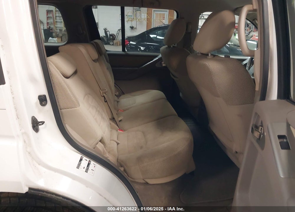 2010 NISSAN PATHFINDER S VIN: 5N1AR1NB5AC621028