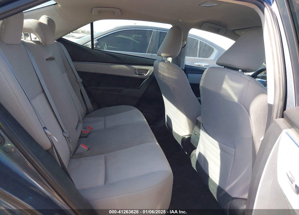 2015 TOYOTA COROLLA LE VIN: 2T1BURHE8FC438572