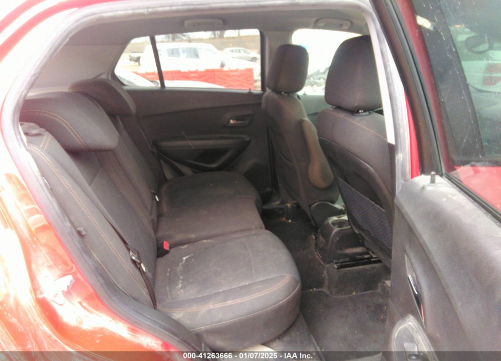 2020 CHEVROLET TRAX AWD LS VIN: KL7CJNSB7LB353346