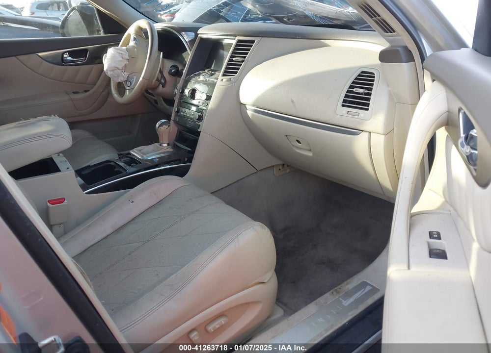 2009 INFINITI FX35 VIN: JNRAS18W19M151951