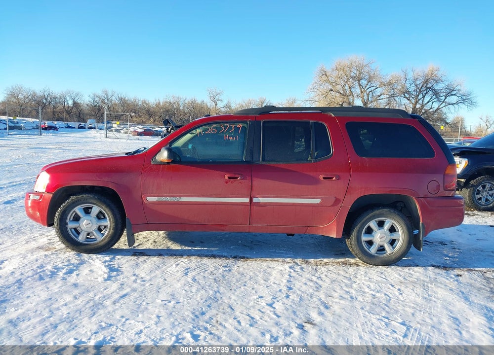 2005 GMC ENVOY XL SLT VIN: 1GKET16S056147701