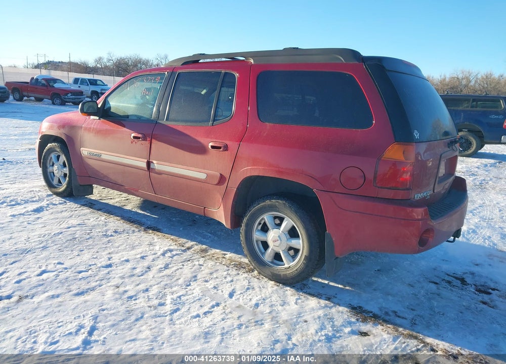 2005 GMC ENVOY XL SLT VIN: 1GKET16S056147701