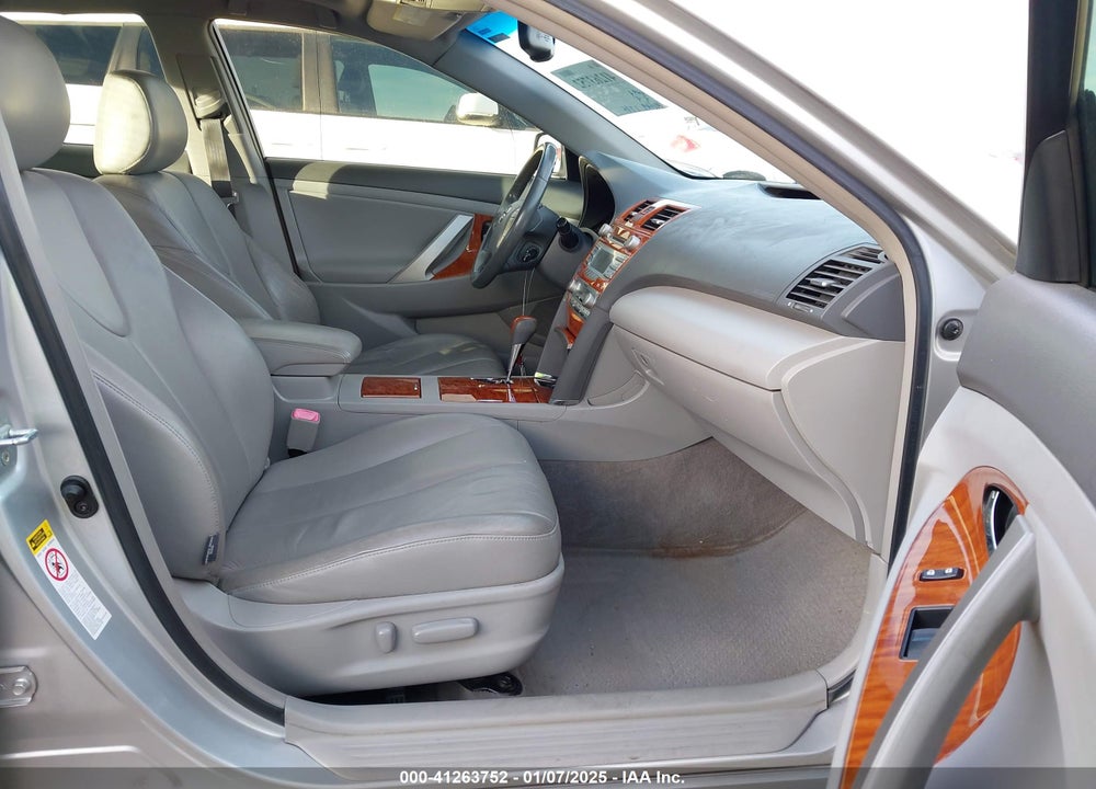 2009 TOYOTA CAMRY XLE V6 VIN: JTNBK46K893039090