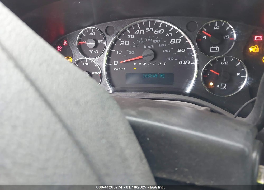 2008 CHEVROLET EXPRESS LS VIN: 1GNHG35KX81223024