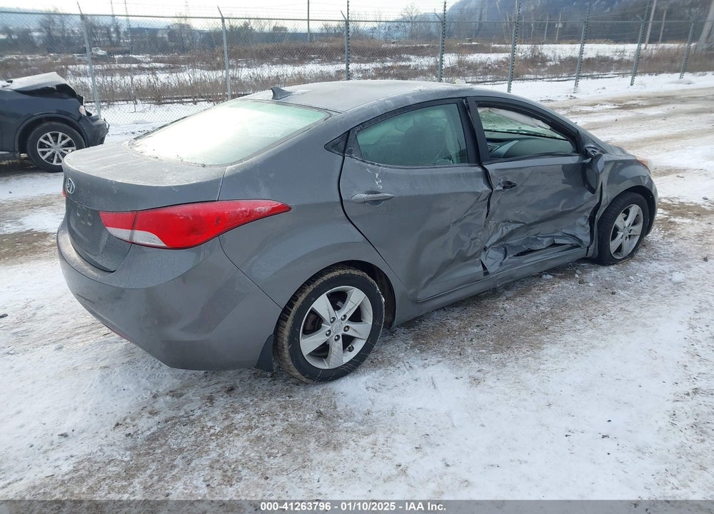 2013 HYUNDAI ELANTRA GLS VIN: 5NPDH4AE6DH395113