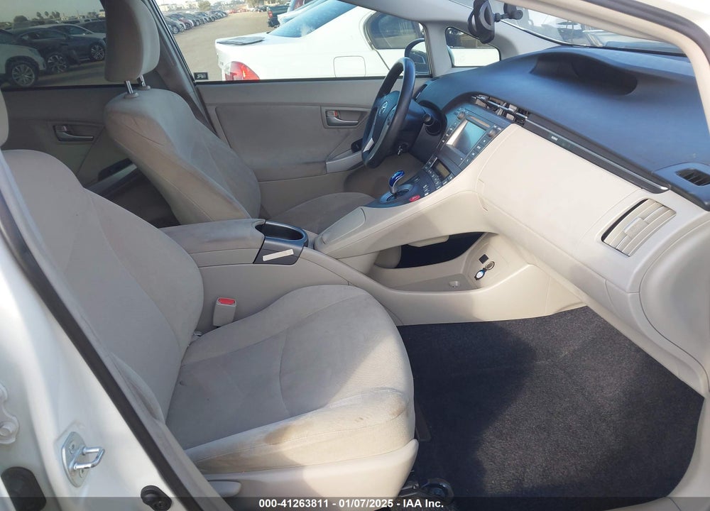 2014 TOYOTA PRIUS VIN: JTDKN3DU2E1755564