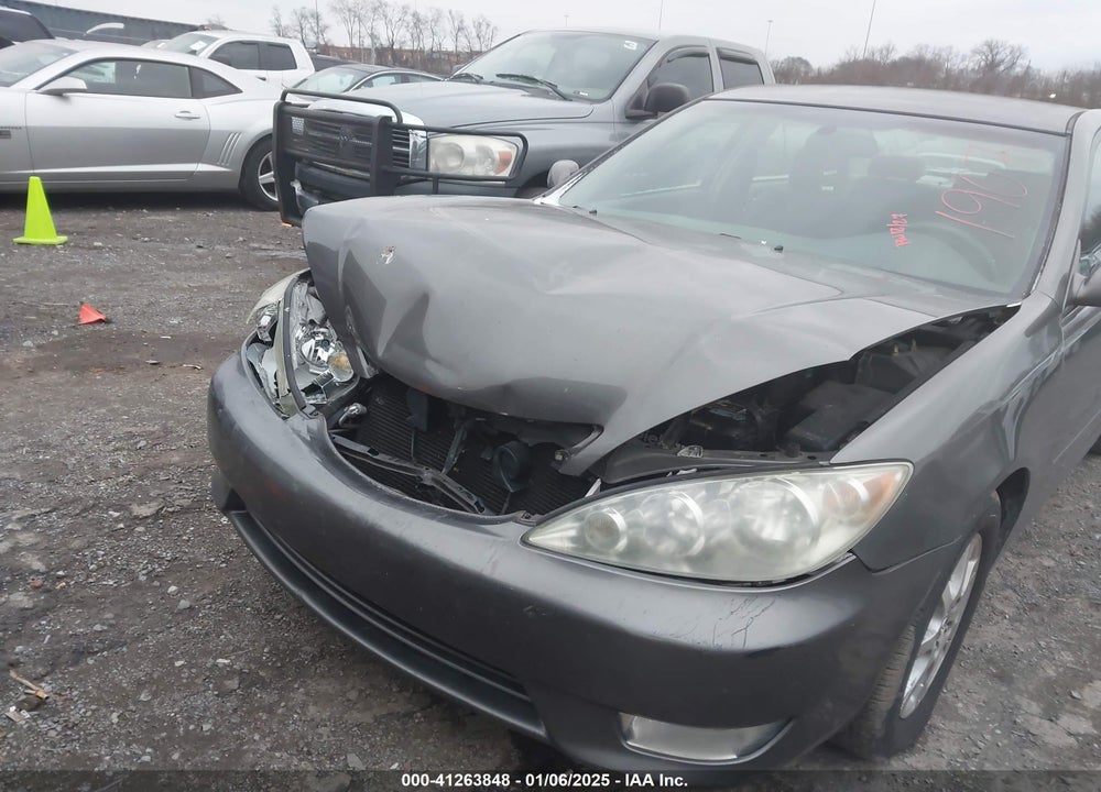 2005 TOYOTA CAMRY XLE VIN: 4T1BE30K35U581907