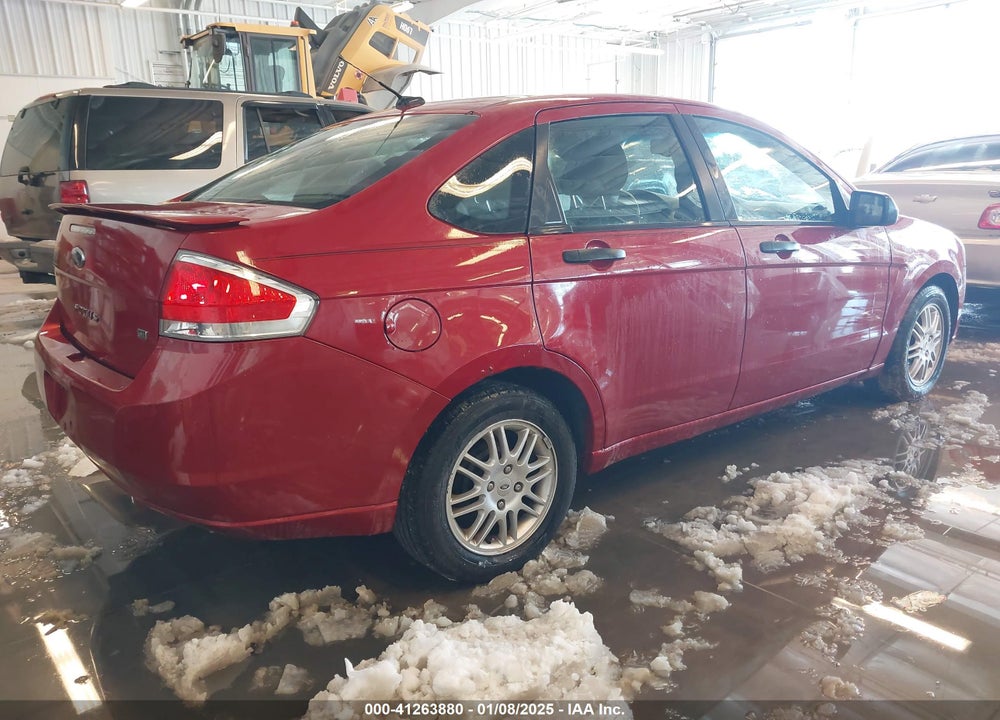 2011 FORD FOCUS SE VIN: 1FAHP3FN5BW129411