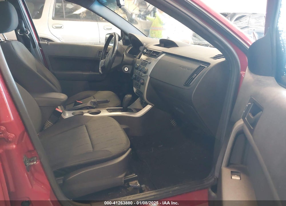 2011 FORD FOCUS SE VIN: 1FAHP3FN5BW129411