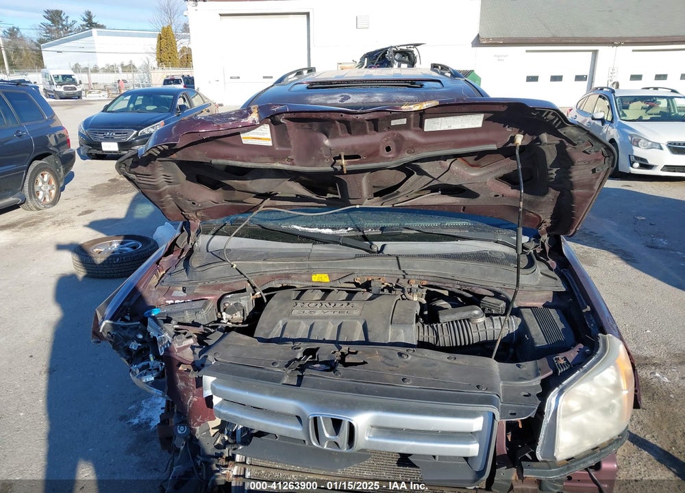 2008 HONDA PILOT VIN: 5FNYF18648B050347